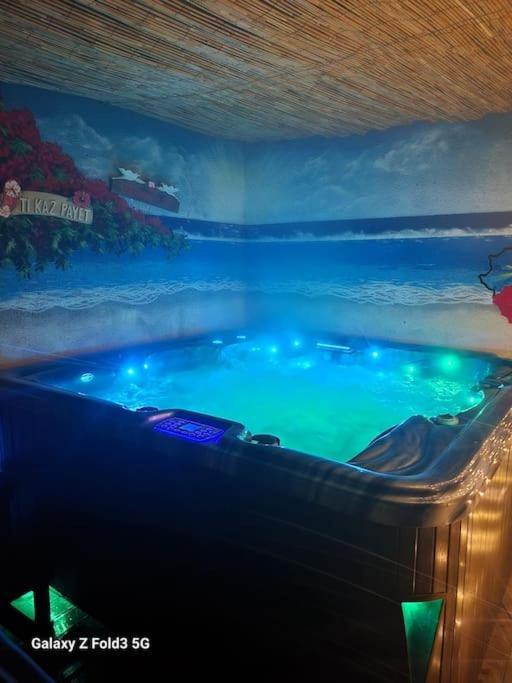 Studio Avec Terrasse Et Jacuzzi Valbonne Kültér fotó